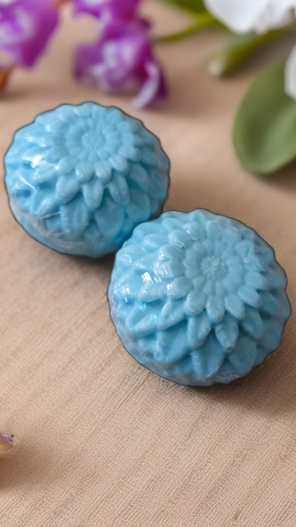 NATURAL SOAP (STRAWBERRY & PINEAPPLE)