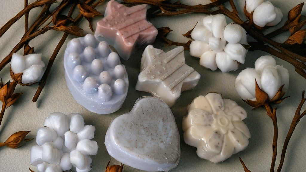 5 NATURAL SOAP (OAT)  1 MASSAGER BAR